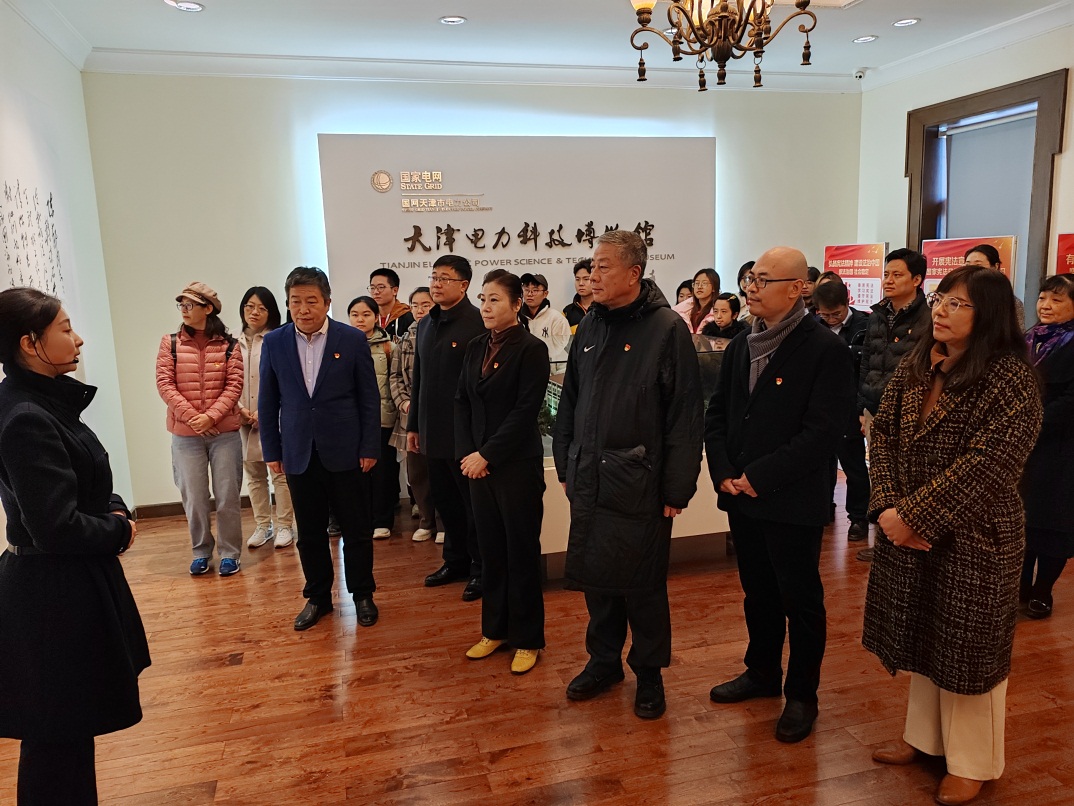 说明: C:\Users\Lenovo\Desktop\伟德国际VICTOR1946师生开展党支部联合主题党日活动\20231117党日活动2.jpg