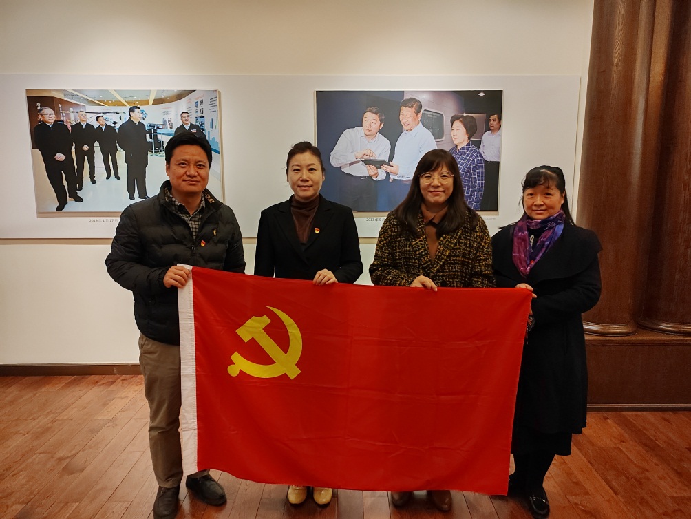 说明: C:\Users\Lenovo\Desktop\伟德国际VICTOR1946师生开展党支部联合主题党日活动\20231117党日活动4.jpg